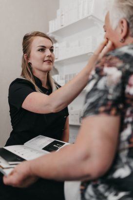 acne behandeling zwolle kampen wijhe raalte Meppel dalfsen wezep hattem Murtadi Schoonheidssalon